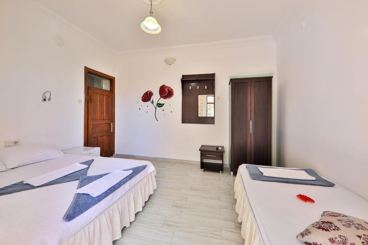 Santosa Pension Kas Exterior photo